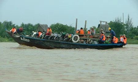 Siết chặt an toàn giao thông thủy dịp Tết tại Quảng Nam