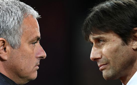 Mourinho bất ngờ "giương cờ trắng" trước Conte