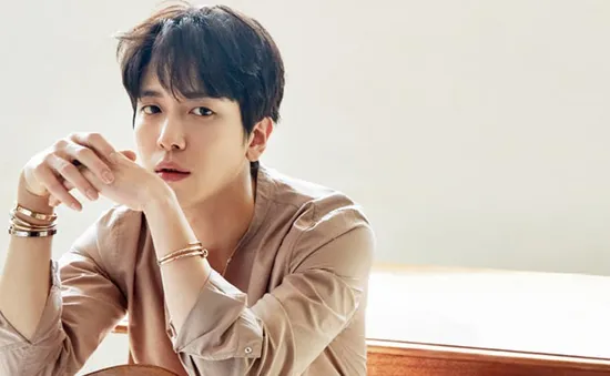 Jung Yonghwa (CNBlue) bị điều tra "đi cửa sau" vào trường đại học