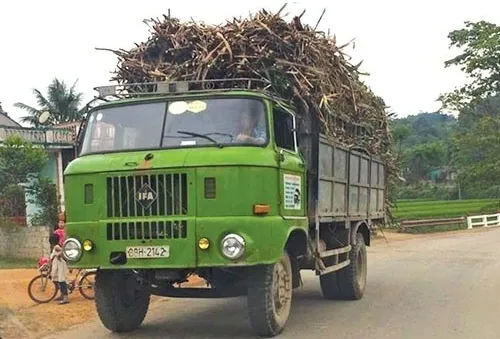 Khó khăn xử lý xe ô tô hết niên hạn sử dụng