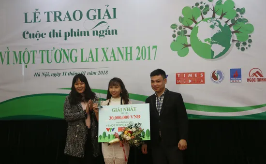 Tác phẩm về cột cảnh báo lũ giành giải nhất cuộc thi phim ngắn "Vì một tương lai xanh 2017"