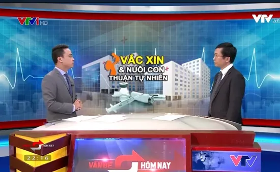 Nên tiêm vaccine hay nuôi con thuận tự nhiên?