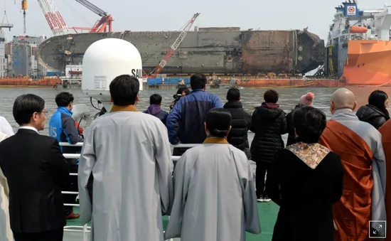 Tòa án Hàn Quốc ra lệnh bồi thường cho các nạn nhân vụ chìm phà Sewol