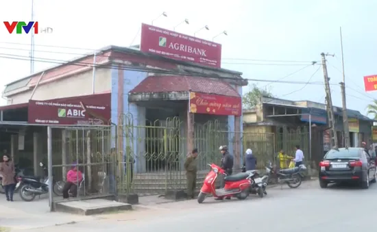 Bắt giữ đối tượng mang dao đi cướp ngân hàng Agribank Thái Bình