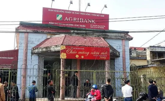 Truy bắt đối tượng cướp ngân hàng Agribank Thái Bình