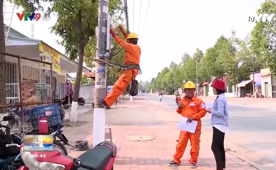 Điện lực TP.HCM không thu tiền điện tại nhà