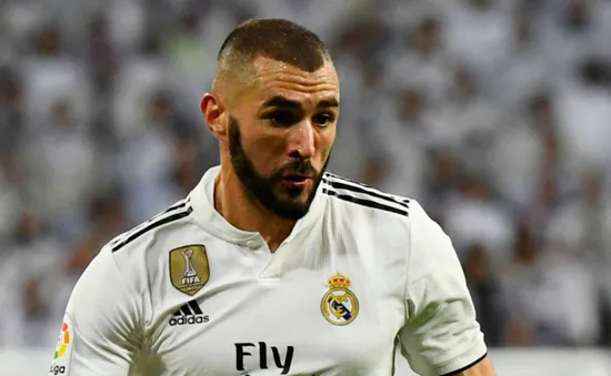 Lộ lý do Benzema đá không quá hay nhưng vẫn được giữ lại tới 2022