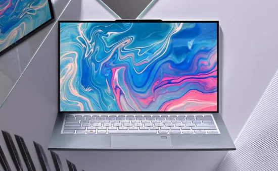 [CES 2019] Sau smartphone, ASUS đưa cả "tai thỏ" lên laptop