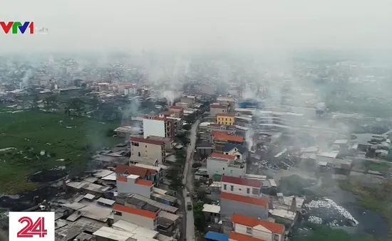 Những ngôi làng đánh đổi bầu không khí lấy... sự giàu có