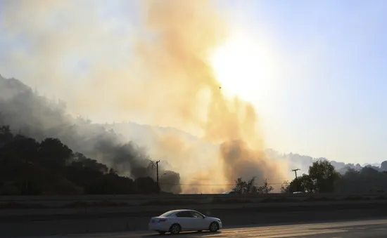 Cháy rừng tại miền Nam California “hạ nhiệt”