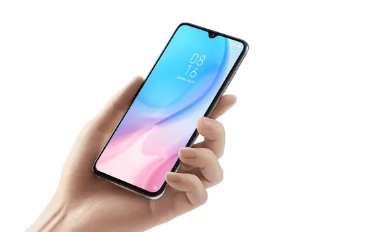 Xiaomi Mi 9 Lite lên kệ tại Việt Nam với giá 7,49 triệu đồng