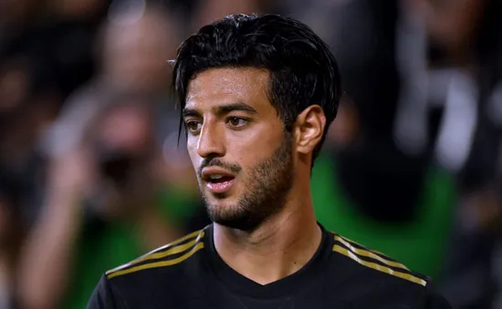 Carlos Vela ngỏ ý muốn tới Barcelona trong tháng 1/2020