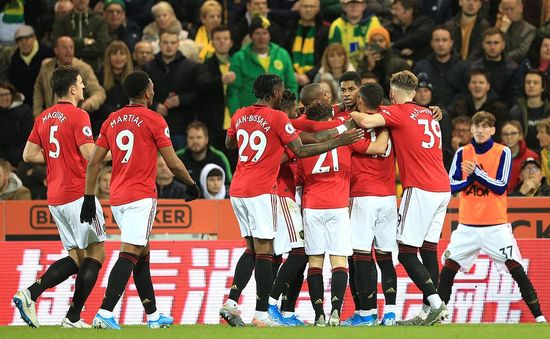 Tỷ phú giàu nhất xứ sương mù chê bai Man Utd: Nhìn họ, tôi không muốn mua