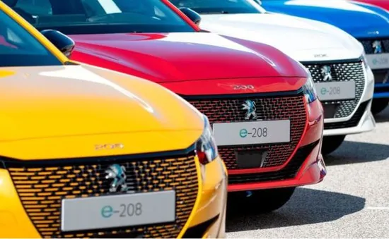Peugeot bắt đầu đàm phán với Fiat Chrysler về khả năng sáp nhập