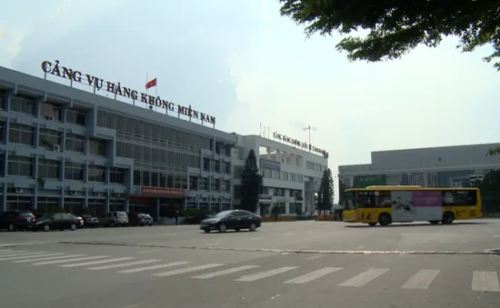 Sân bay Tân Sơn Nhất ngừng phát loa thông tin chuyến bay