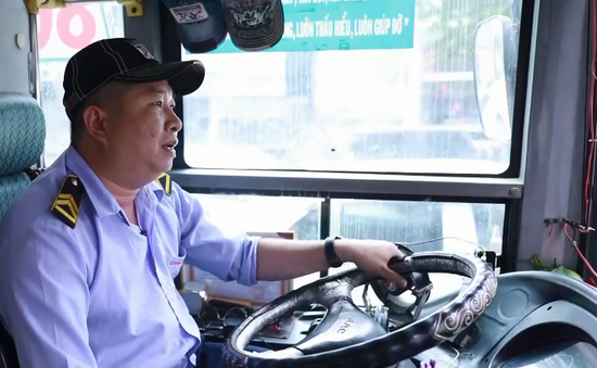 Người hùng trên xe bus