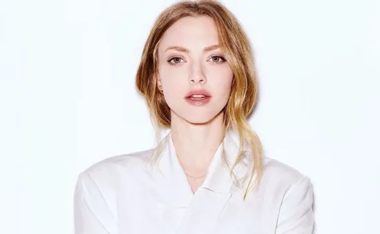 Amanda Seyfried tươi trẻ trong chiến dich của Lancôme 2019