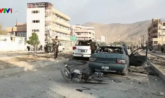 Đánh bom gây thương vong lớn gần Bộ Nội vụ Afghanistan