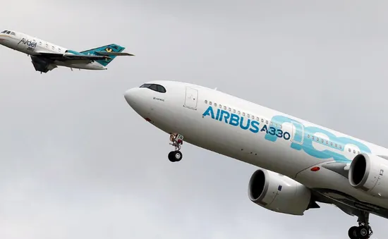Đức từ chối tiếp nhận hai máy bay Airbus A400M vì lỗi kỹ thuật
