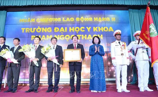 Kỷ niệm 30 năm thành lập Trường Đại học Y khoa Phạm Ngọc Thạch