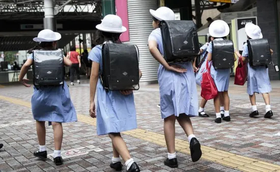 Trẻ em Nhật Bản tự lập từ việc tự đi bộ đến trường