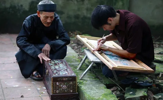 TP. Hà Nội công nhận 2 điểm du lịch làng nghề