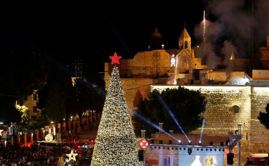 Lung linh cây thông ở Bethlehem