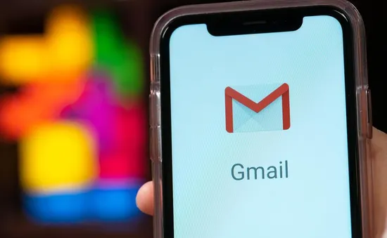Chú ý: Gmail cho người dùng gửi "email trong email"!