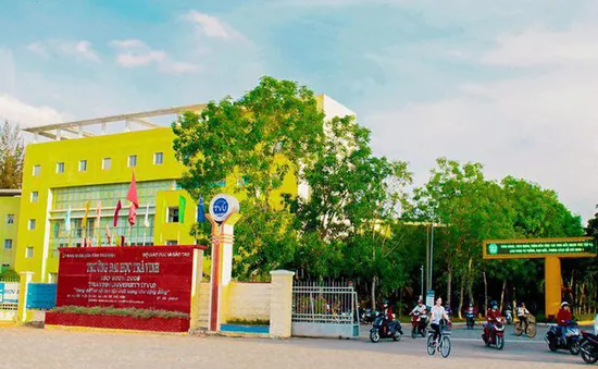 Đại học Trà Vinh lọt top đại học phát triển nhất thế giới