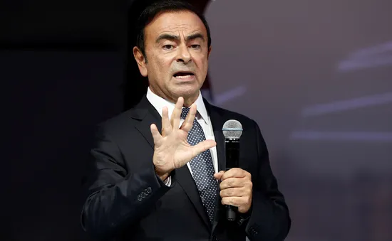 Cựu Chủ tịch hãng ô tô Nissan Carlos Ghosn trốn sang Lebanon