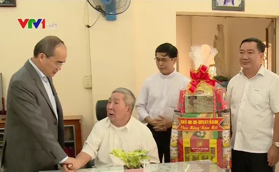 Bí thư Thành ủy TP.HCM thăm, chúc Tết các chức sắc tôn giáo