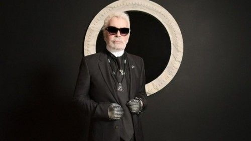 NTK “huyền thoại” Karl Lagerfeld qua đời, ngành thời trang thế giới tỏ lòng thương tiếc