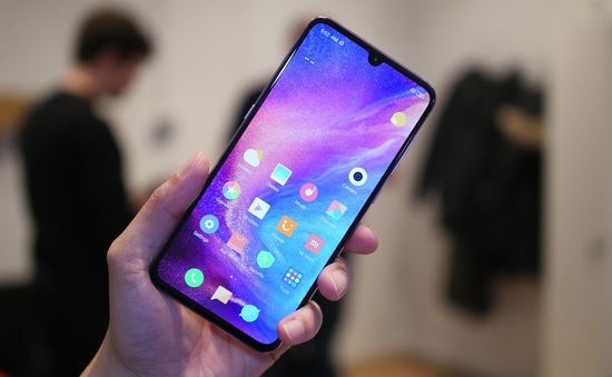 Xiaomi chính thức ra mắt smartphone Mi 9: Đã mạnh, giá lại còn mềm!