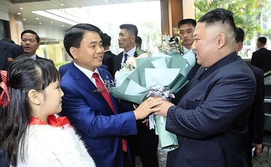 Toàn cảnh chuyến đi của Chủ tịch Triều Tiên Kim Jong-un về đến trung tâm Hà Nội