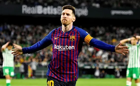 Messi sút phạt hàng rào thành bàn nhiều hơn toàn đội Real Madrid