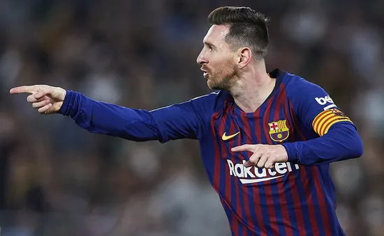 Lập hat-trick vào lưới Betis, Messi tiệm cận kỷ lục của Ronaldo