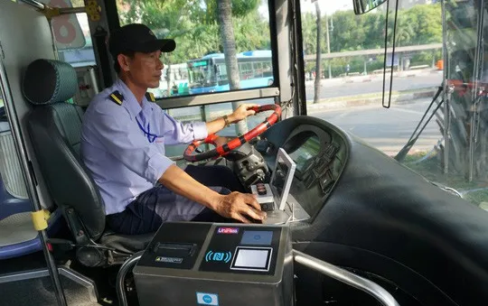 Thanh toán tự động và nhanh chóng với thẻ xe bus thông minh Unipass