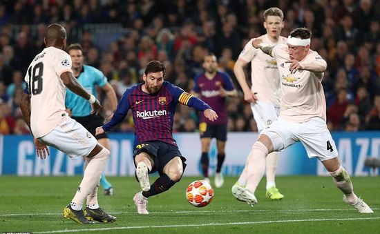 Messi cảnh báo Barcelona về Liverpool