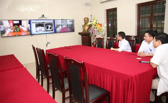 Cứu người bệnh nguy kịch bằng thiết bị hội chẩn trực tuyến Telemedicine