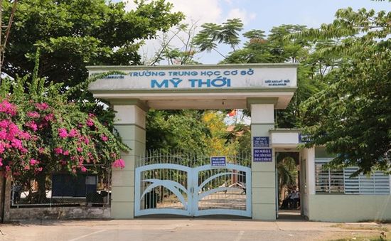 Hạ một bậc hạnh kiểm, ghi học bạ 7 học sinh đánh bạn nhập viện ở An Giang