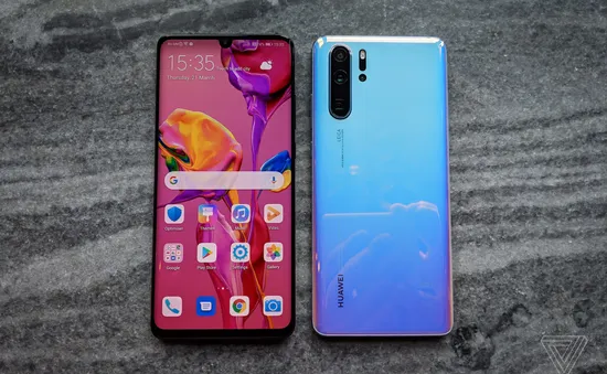 Huawei P30 Pro cháy hàng vì camera quá "chất"