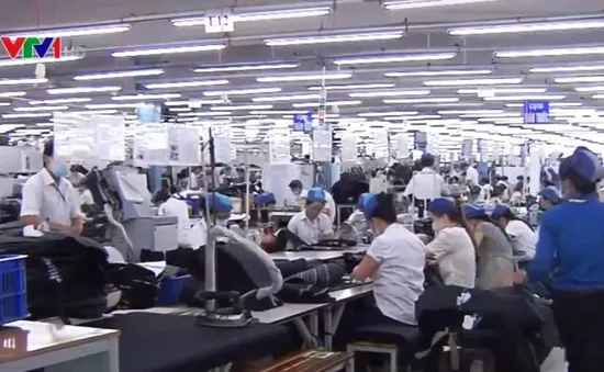 Trung Quốc giảm thuế bưu chính cho hàng dệt may Việt Nam