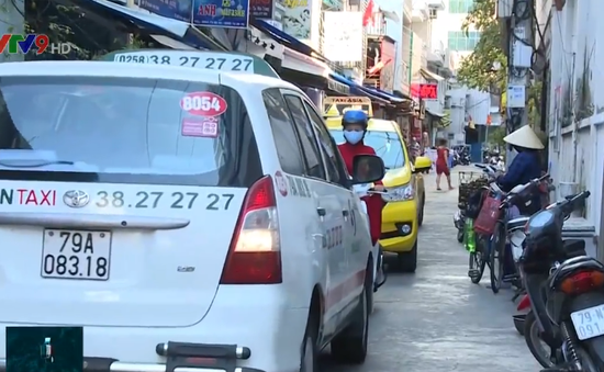 Nguy cơ tai nạn ở những “con hẻm chết người” tại Nha Trang