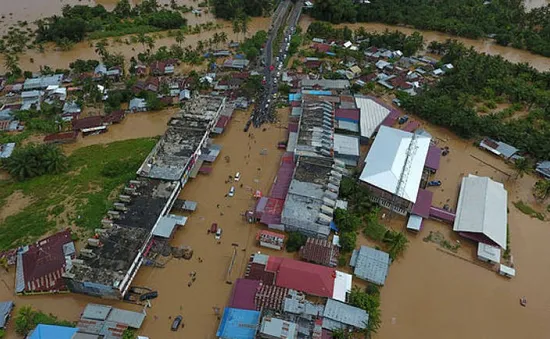 Indonesia: Mưa lũ khiến hàng chục người thương vong