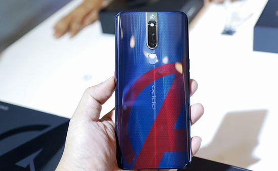 Cùng chiêm ngưỡng Oppo F11 Pro phiên bản giới hạn Marvel's Avengers