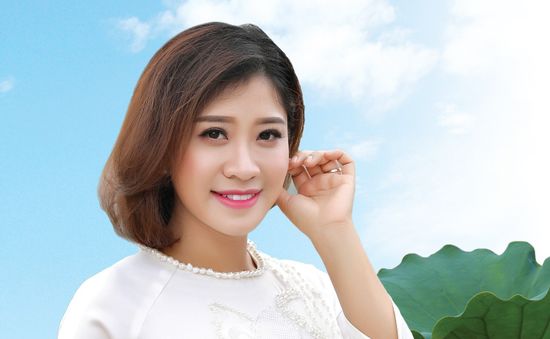 Sao mai Bích Hồng ra mắt album CD “Lời ca dâng Người”