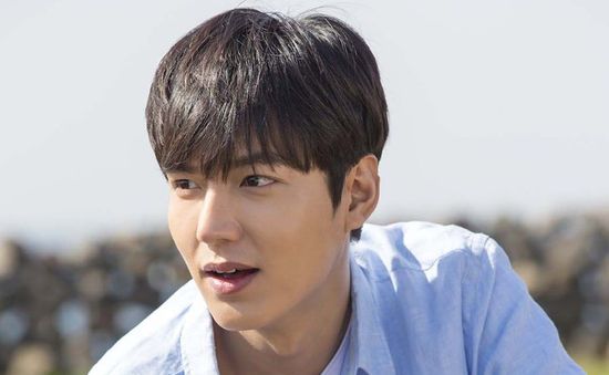 Lee Min Ho và người hâm mộ chung tay làm từ thiện