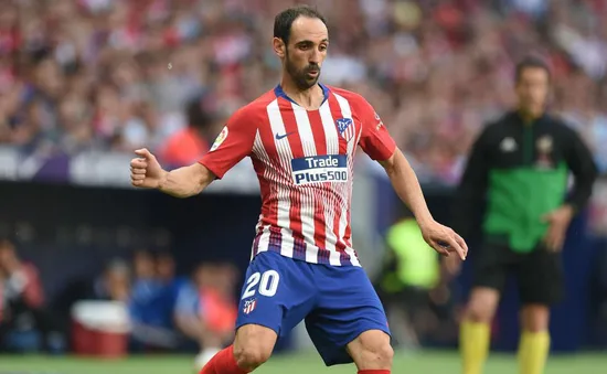 Juanfran đạt thỏa thuận chia tay Atletico Madrid