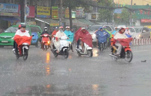 Bắc Bộ, Bắc Trung Bộ tiếp diễn mưa giông diện rộng, vùng núi đề phòng lũ quét, sạt lở đất