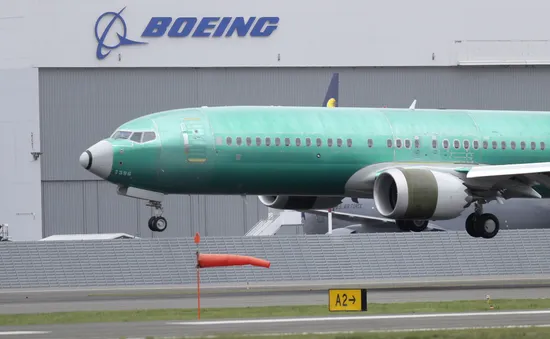 Boeing lại gặp rắc rối với thiết bị cảnh báo của máy bay 737 MAX